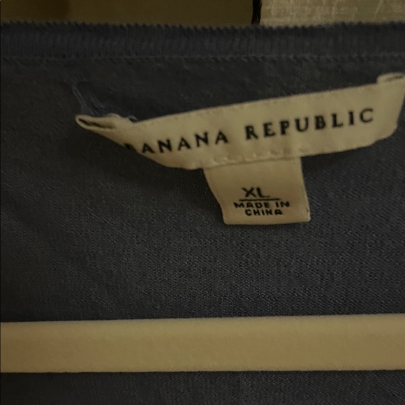 Banana Republic Women's Short Sleeve Navy Top - Picture 3 of 4